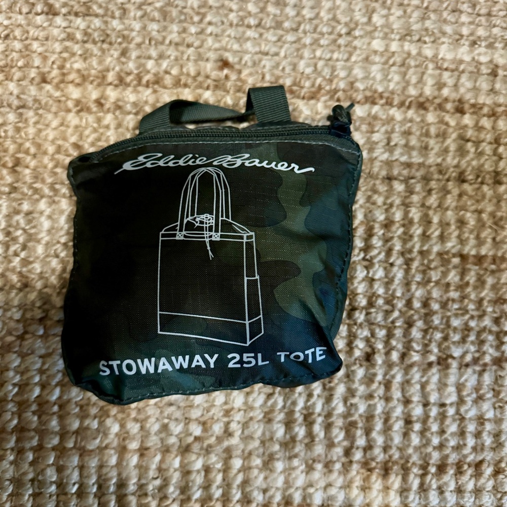 Eddie Bauer Stowaway 25L Tote Bag
